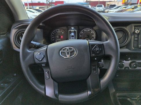 Used 2018 Toyota Tacoma SR w/ SR Convenience Package image 14