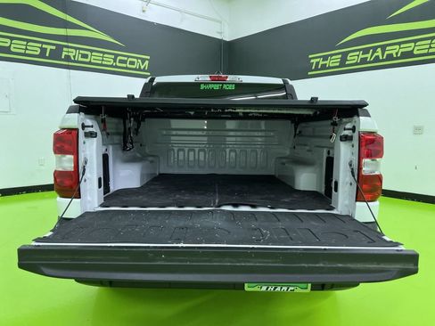 Used 2025 Ford Maverick XL w/ Equipment Group 102A AWD/4WD image 9