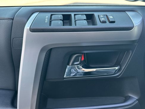 Certified 2024 Toyota 4Runner SR5 Premium image 11