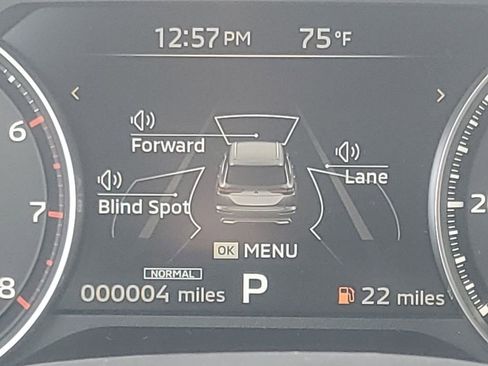 New 2026 Mitsubishi Outlander LE FWD image 23