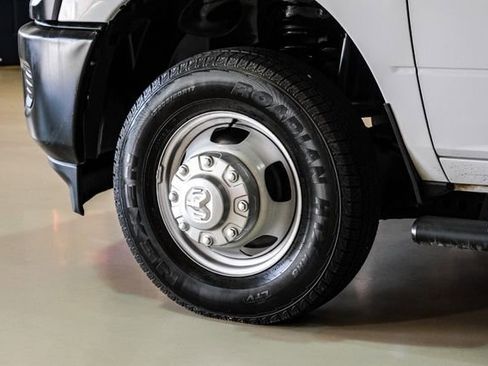 Used 2024 RAM 3500 Tradesman image 51