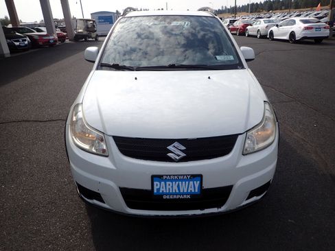 Used 2008 Suzuki SX4 AWD Hatchback image 8