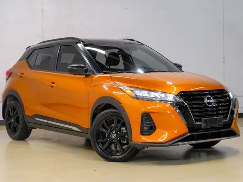 Used 2023 Nissan Kicks SR FWD image 8