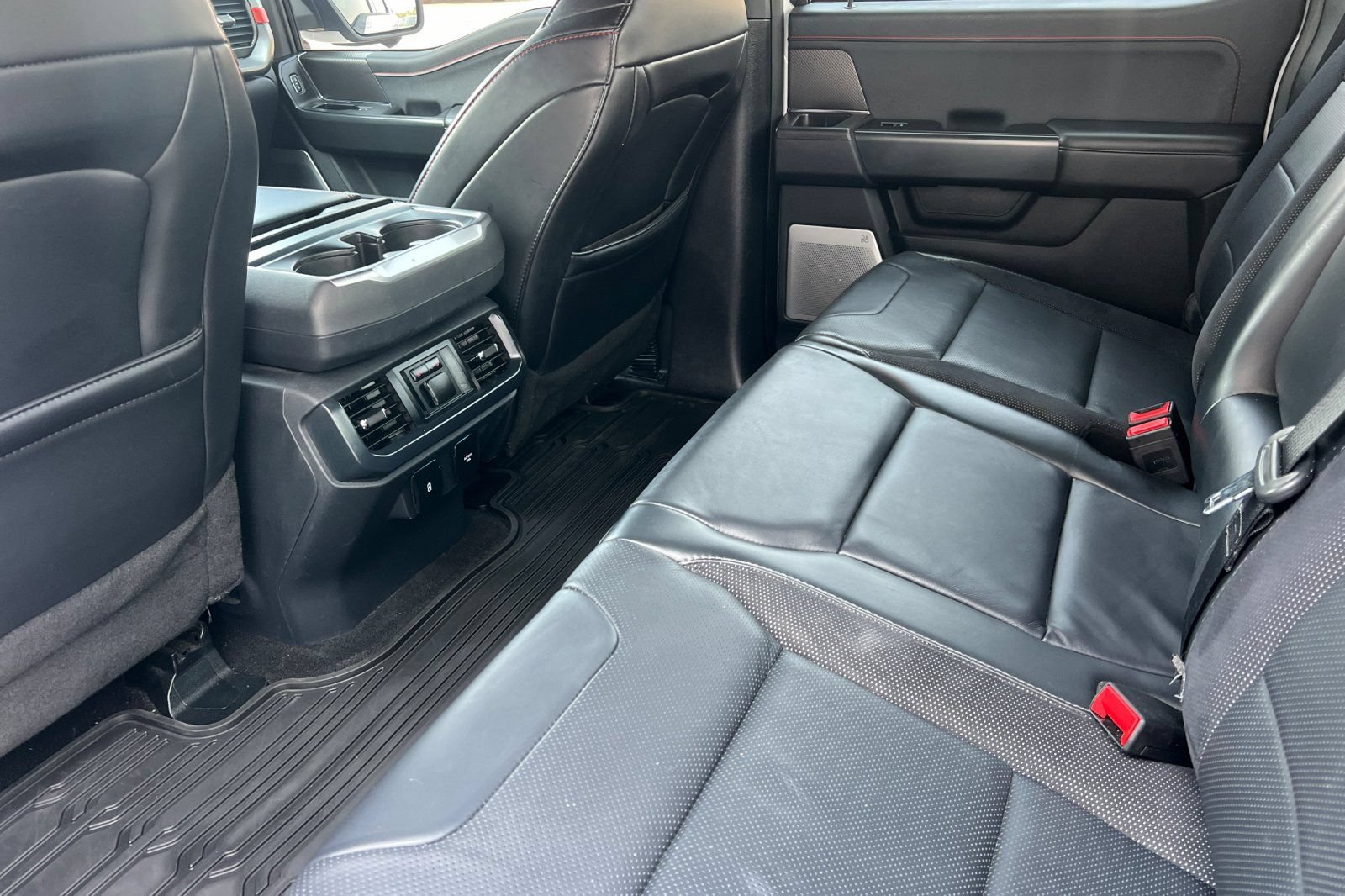 Used 2024 Ford F150 Raptor AWD/4WD image 13