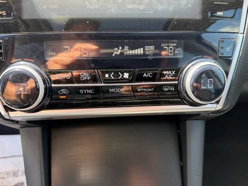 Used 2018 Subaru Outback 2.5i Limited AWD/4WD image 16