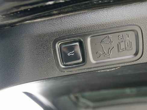 Used 2018 Lincoln Navigator L Select image 29