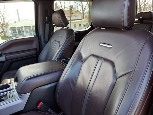 Used 2015 Ford F150 Platinum w/ Equipment Group 701A Luxury AWD/4WD image 16
