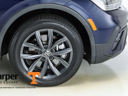 Used 2023 Volkswagen Tiguan SE image 14