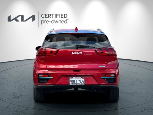 Certified 2022 Kia Niro EX FWD image 5