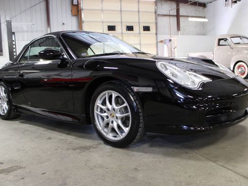 Used 2002 Porsche 911 Cabriolet image 8