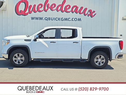 Used 2021 GMC Sierra 1500 4x4 Crew Cab w/ Sierra Value Package image 4