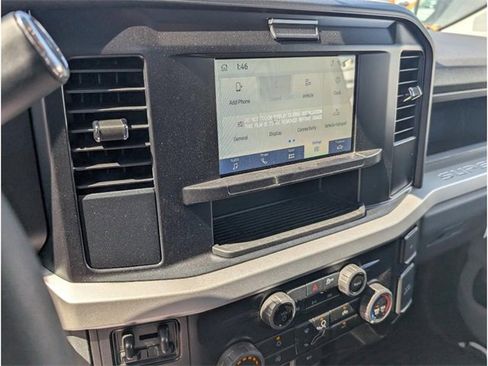 New 2025 Ford F350 XL w/ XL Chrome Package image 19