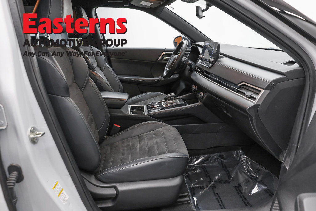 Used 2023 Mitsubishi Outlander SE Black Edition AWD/4WD image 24