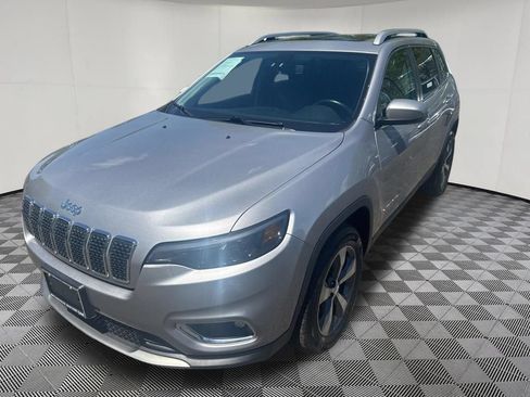 Used 2019 Jeep Cherokee Limited AWD/4WD image 25