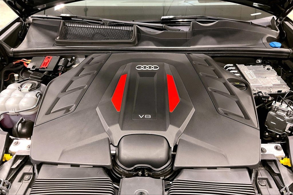 Used 2024 Audi SQ8 Prestige AWD/4WD image 31