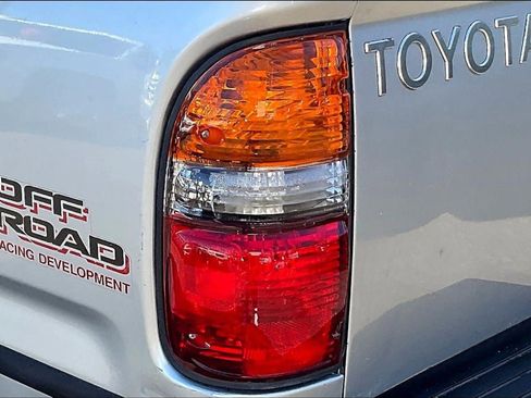 Used 2003 Toyota Tacoma 4x4 Xtracab V6 image 21