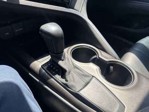 Used 2021 Toyota Camry SE FWD image 28