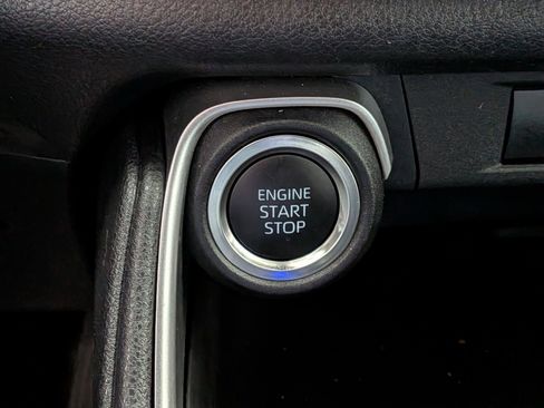 Certified 2025 Toyota Grand Highlander FWD image 23