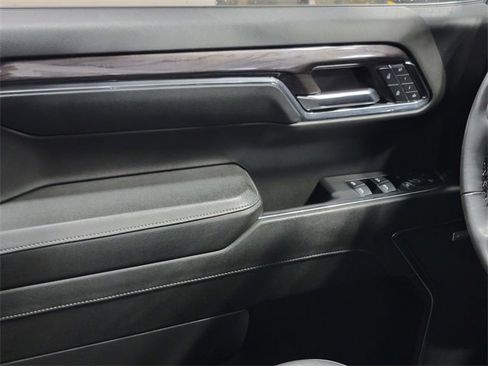 Certified 2024 Chevrolet Silverado 1500 LTZ image 23