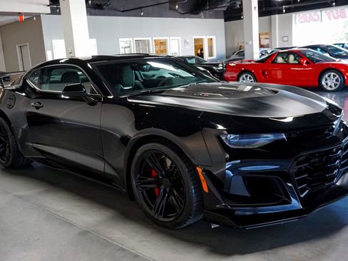 Used 2023 Chevrolet Camaro ZL1 image 36