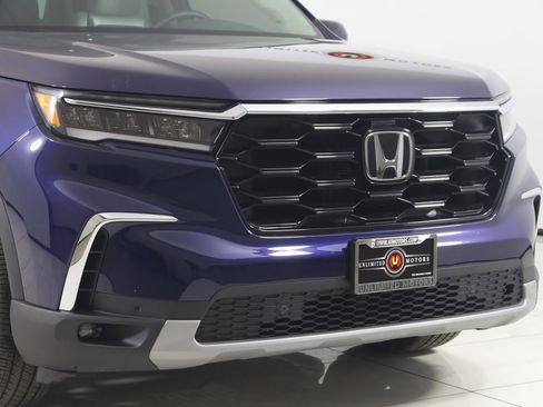 Used 2024 Honda Pilot Touring image 40
