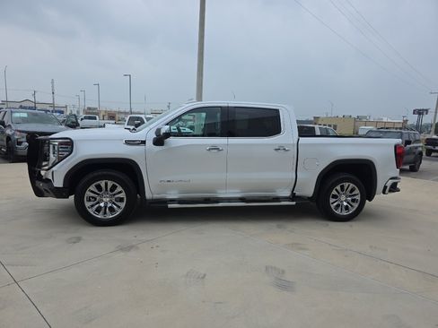 Used 2022 GMC Sierra 1500 Denali AWD/4WD image 4