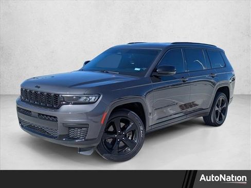 Used 2021 Jeep Grand Cherokee L Laredo image 1