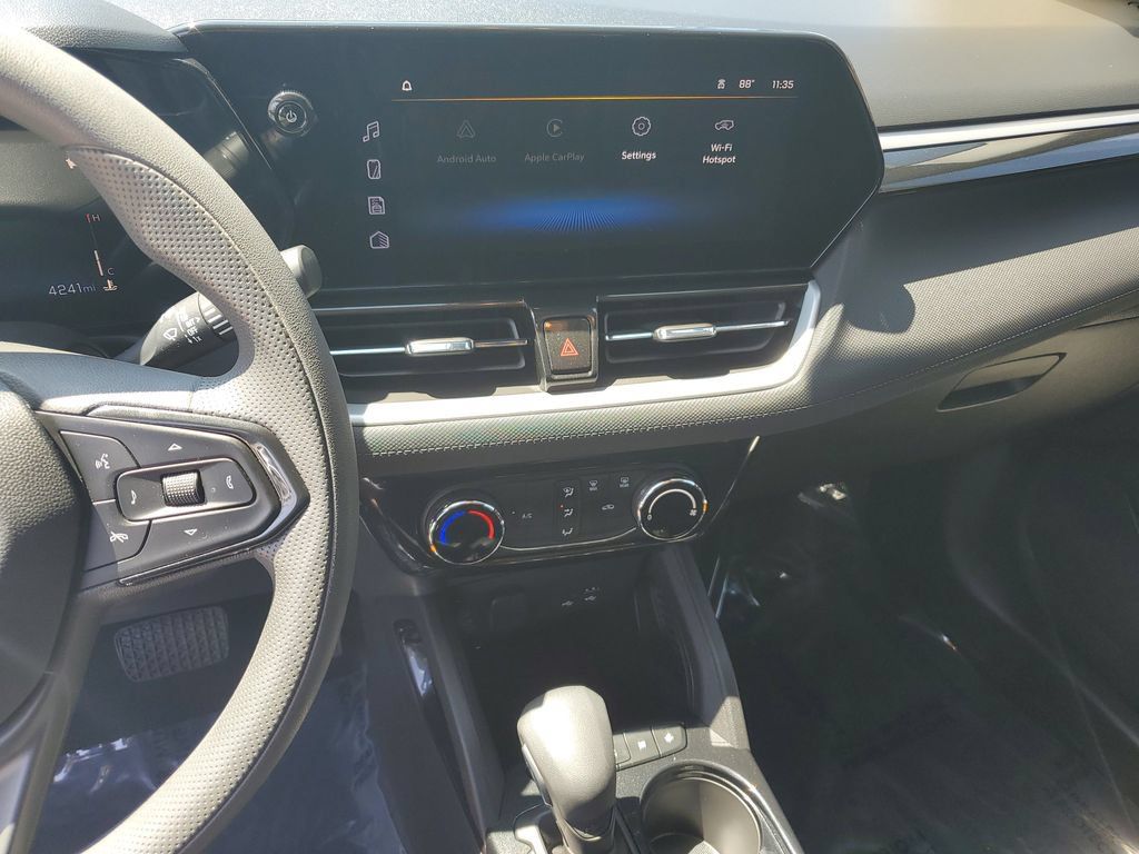 Used 2026 Chevrolet TrailBlazer LT FWD image 23