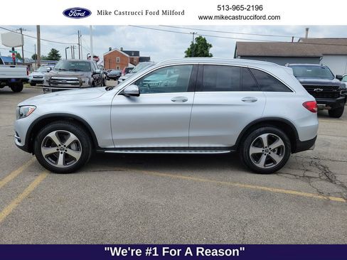Used 2018 Mercedes-Benz GLC 300 4MATIC image 2