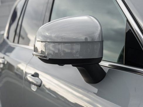 New 2026 Volvo XC90 B6 Plus w/ Protection Package Premier image 17