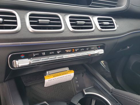 Certified 2026 Mercedes-Benz GLS 450 4MATIC image 29