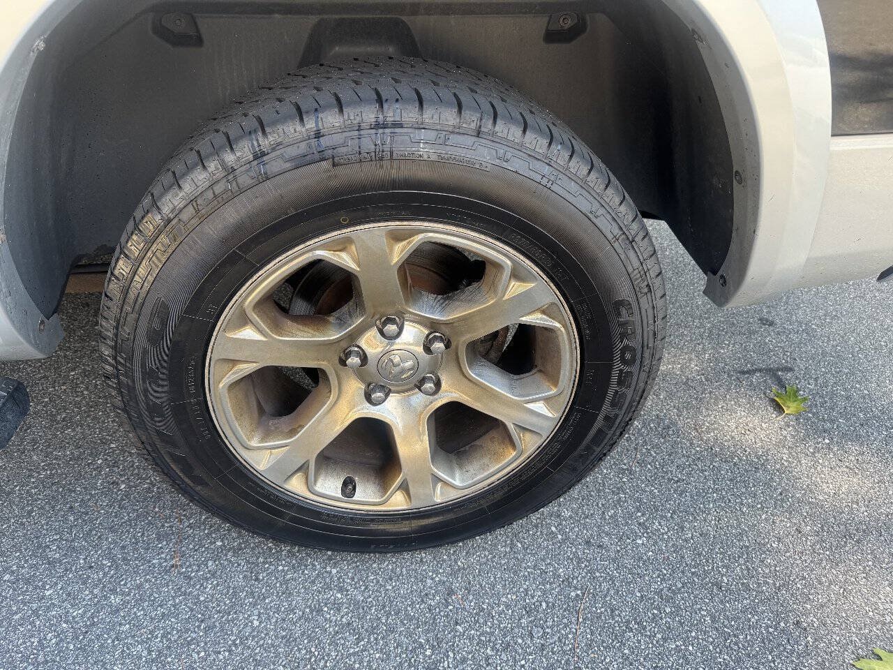 Used 2017 RAM 1500 Laramie w/ Convenience Group AWD/4WD image 13