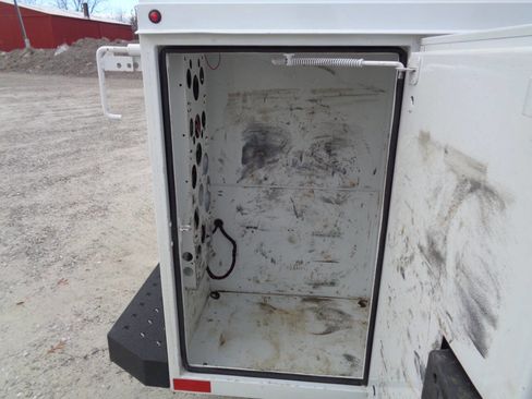 Used 2022 Ford F350 XLT w/ XLT Value Package image 26