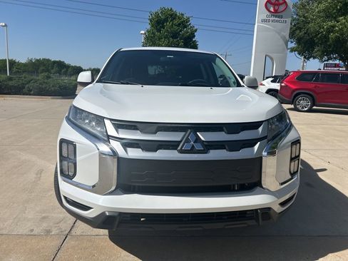 Used 2020 Mitsubishi Outlander Sport ES FWD image 2
