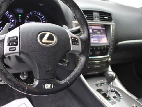 Used 2014 Lexus IS 250C image 21