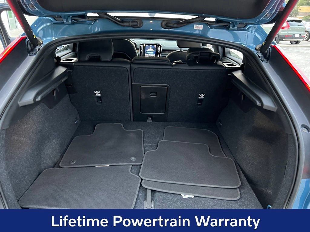 Certified 2023 Volvo C40 P8 Recharge Plus AWD/4WD image 26