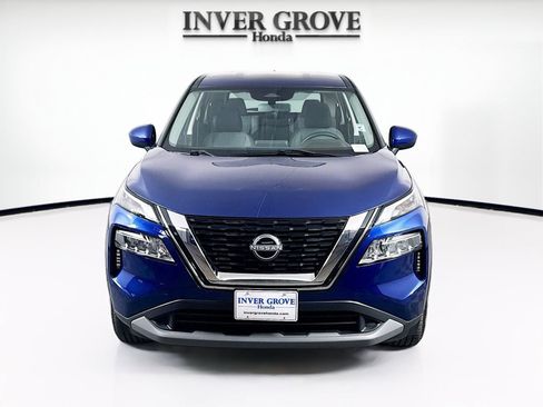 Used 2023 Nissan Rogue SV AWD/4WD image 2