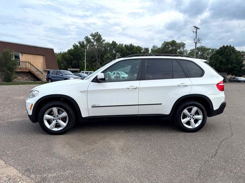 Used 2010 BMW X5 xDrive30i image 9