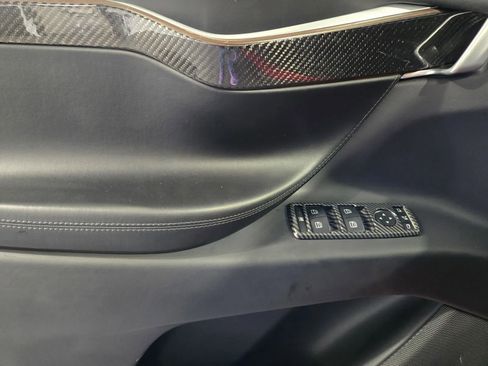 Used 2018 Tesla Model X 75D AWD/4WD image 11