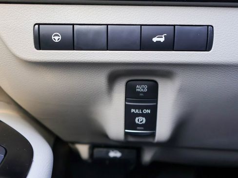 New 2026 Nissan Murano SL image 16