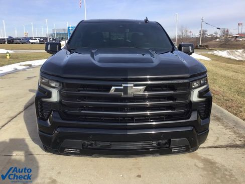 Used 2024 Chevrolet Silverado 1500 High Country w/ Midnight Edition image 2