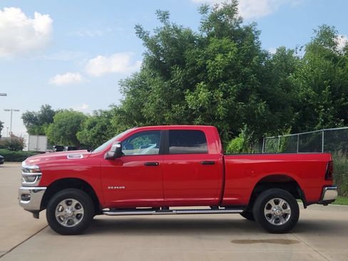 Used 2026 RAM 2500 Big Horn AWD/4WD image 4