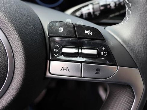 New 2026 Hyundai Elantra Limited FWD image 16