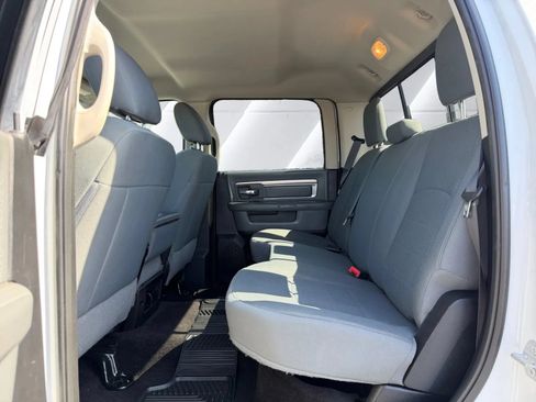 Used 2017 RAM 2500 SLT AWD/4WD image 15