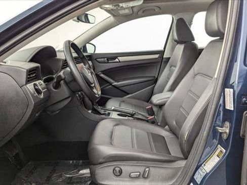 Used 2022 Volkswagen Passat 2.0T SE image 14