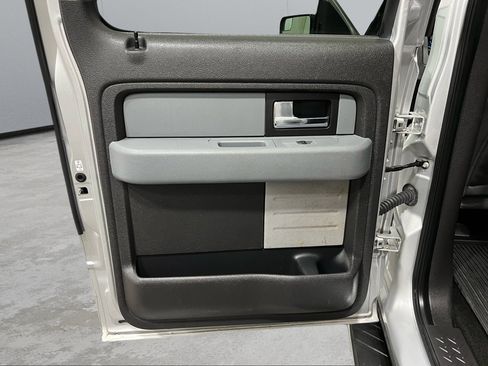 Used 2014 Ford F150 XLT w/ Equipment Group 302A Luxury image 27