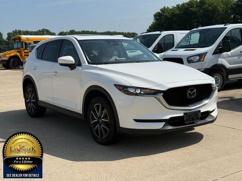 Used 2018 MAZDA CX-5 Touring w/ Preferred Equipment Package AWD/4WD image 3