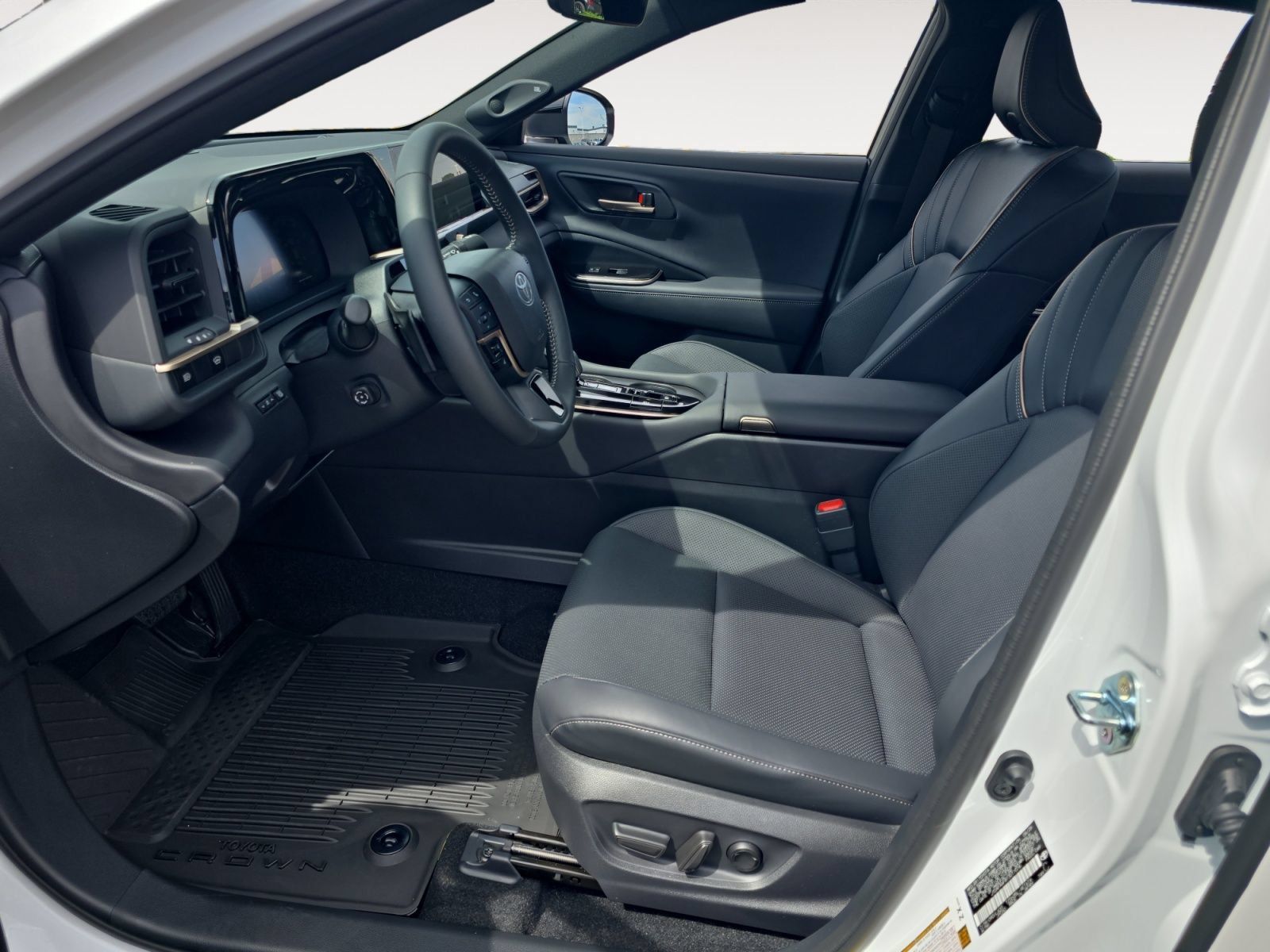 New 2026 Toyota Crown Platinum AWD/4WD image 9