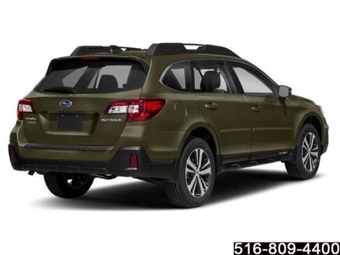 Used 2018 Subaru Outback 2.5i Limited AWD/4WD image 2