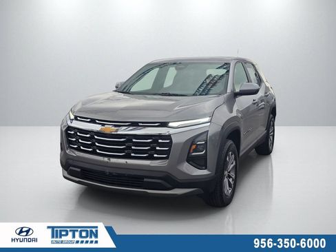 Used 2025 Chevrolet Equinox LT AWD/4WD image 1